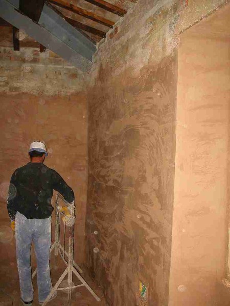 intonaco cocciopesto