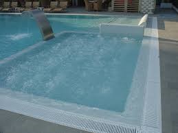 Idromassaggio per piscina
