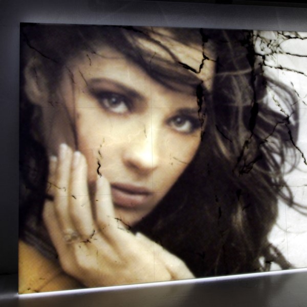 Marmo retroilluminato con immagini