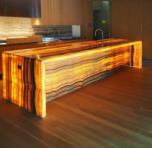 Marmo retroilluminato